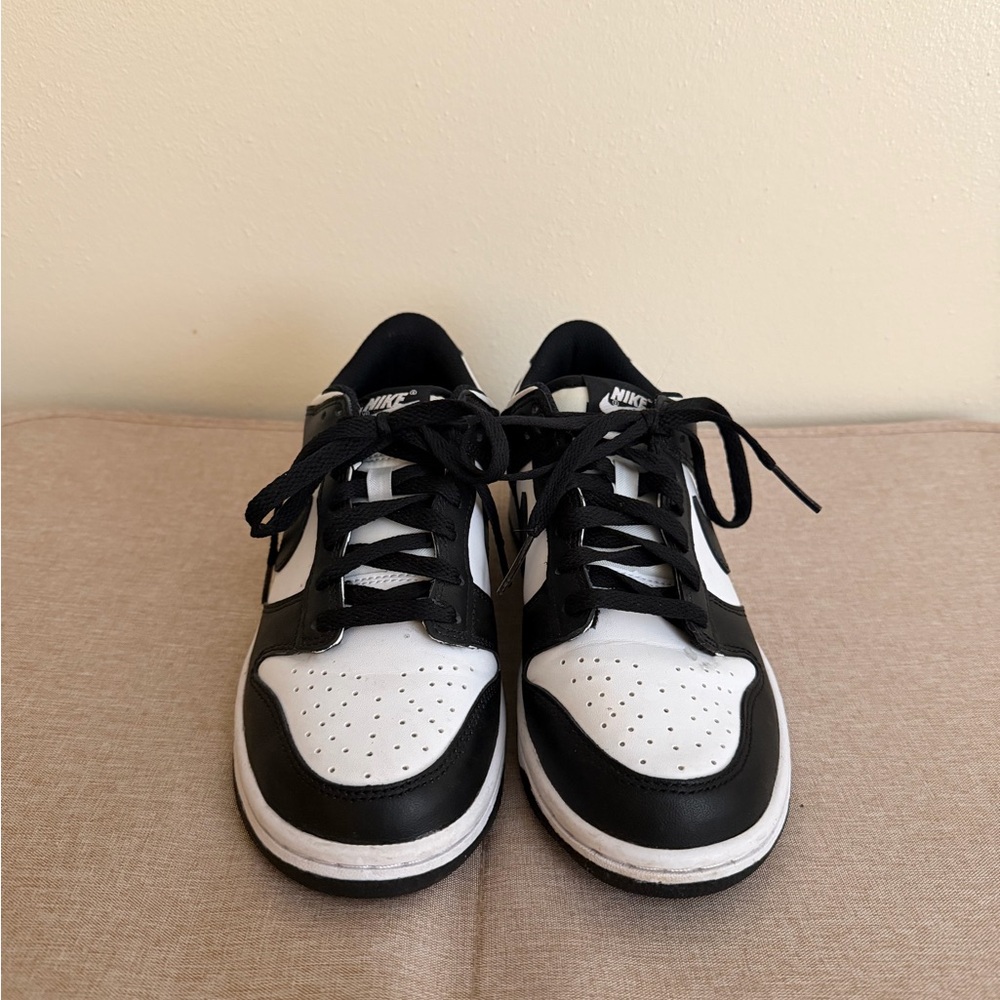 Nike Classic Black and White Athletic Shoes